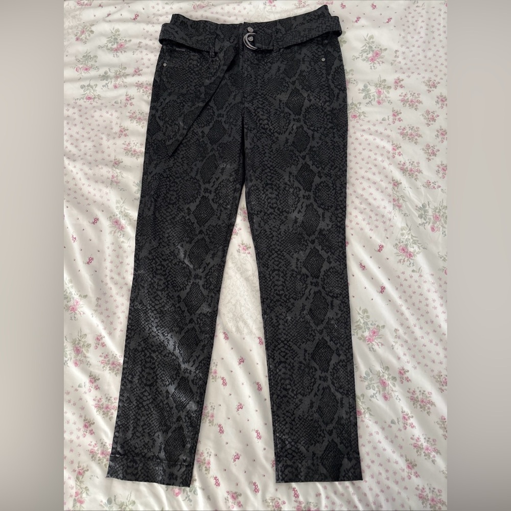 WHBM Black Extra High-Rise Snake Print Pants (8L)